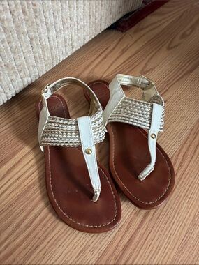Women’s White and Gold Woven T-Strap Sandals